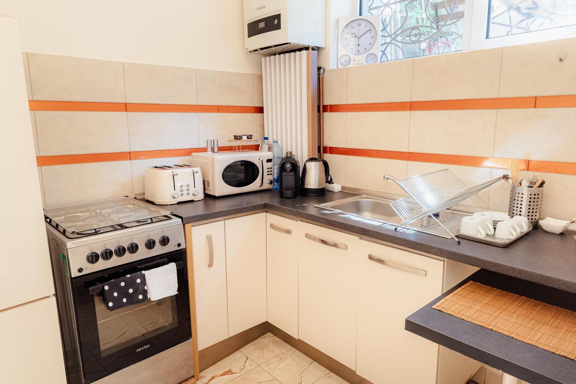 Downtown Apartment Boutique Green Garden Unirii Bucharest Exterior photo